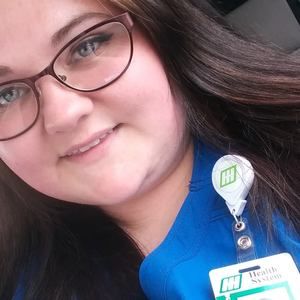 Meet your Posher, Holly